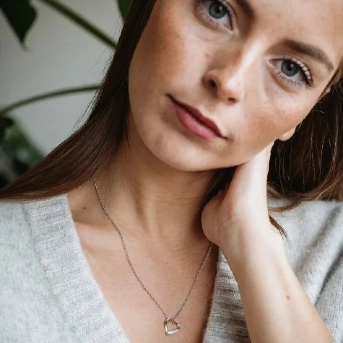 Schmuckladen AMOONIC Herzkette "Heartbeat" Herzanhänger mit Zirkonia (individuell a^ Herzketten|Schmuck